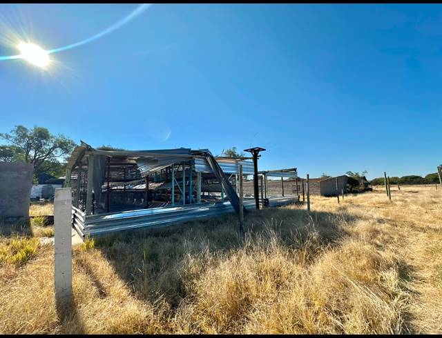8.50HA SMALLHOLDING FOR SALE IN MYNGENOEGEN AH